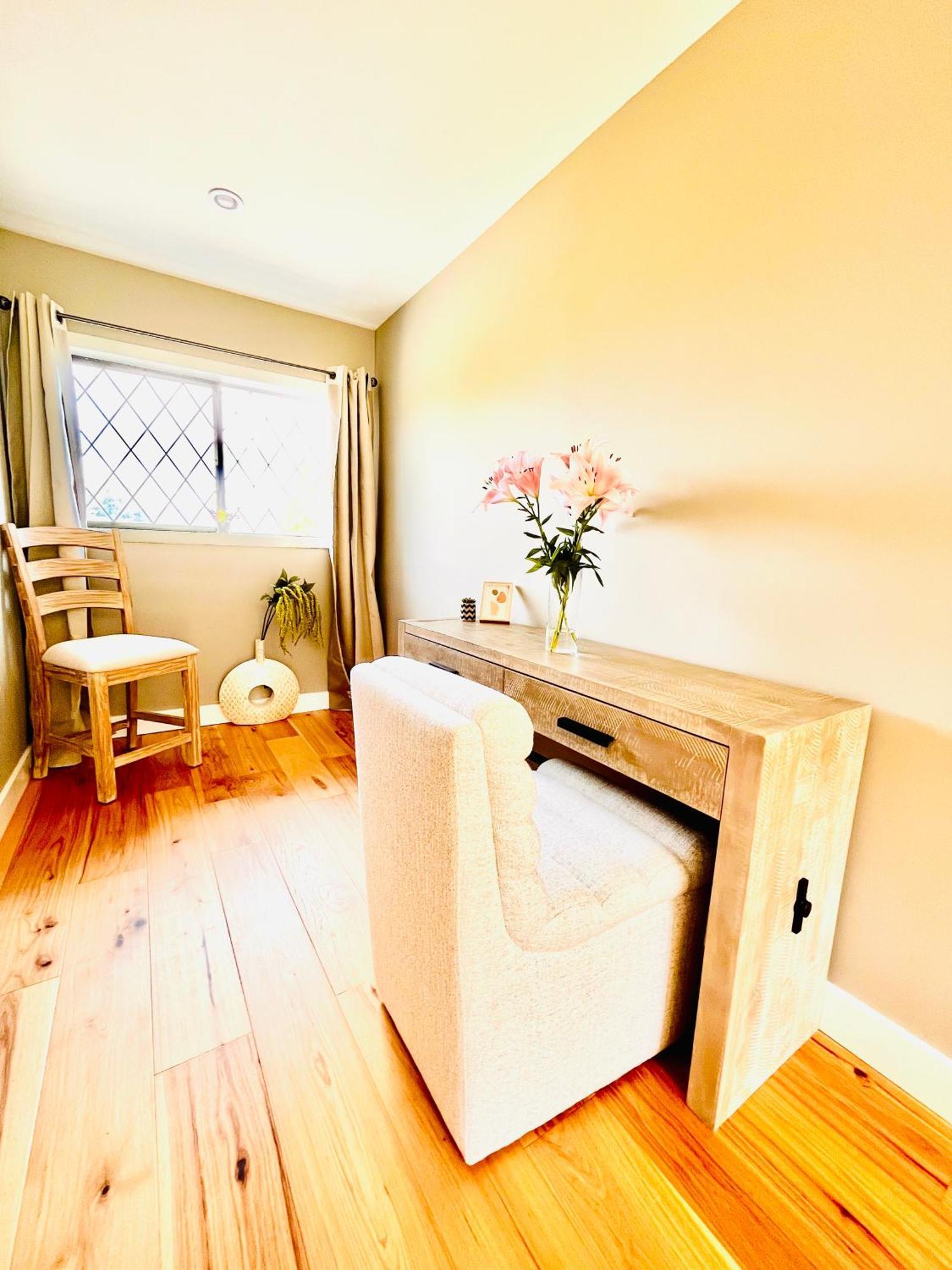 Oceanside Manor - Fancy Room - Golf Course & Beach View Qualicum Beach Bagian luar foto