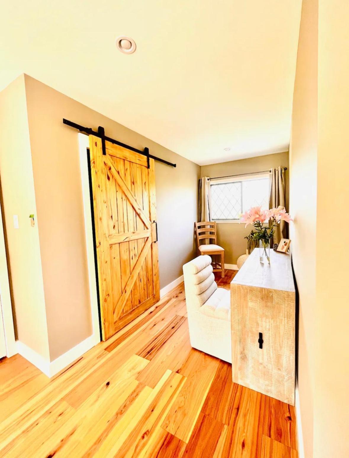 Oceanside Manor - Fancy Room - Golf Course & Beach View Qualicum Beach Bagian luar foto